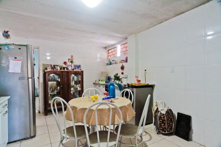 Casa à venda com 230m², 1 quarto e 2 vagasCasa 2 - cozinha
