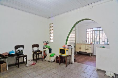 Casa à venda com 230m², 1 quarto e 2 vagasCasa 2 - sala