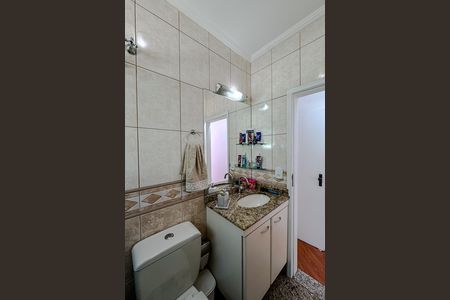 Casa à venda com 258m², 4 quartos e 7 vagas Casa à venda com 258m², 4 quartos e 7 vagasBanheiro da Suíte 2