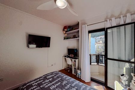 Casa à venda com 258m², 4 quartos e 7 vagas Casa à venda com 258m², 4 quartos e 7 vagasQuarto 2 - Suíte