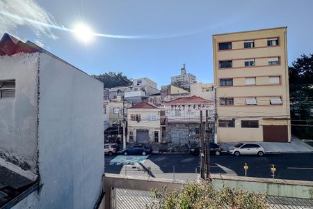 Casa à venda com 258m², 4 quartos e 7 vagas Casa à venda com 258m², 4 quartos e 7 vagasVista da Suíte 2
