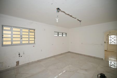 Cozinha de casa à venda com 4 quartos, 395m² em Paraisópolis, São Paulo