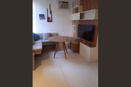 Sala de kitnet/studio à venda com 1 quarto, 24m² em República, São Paulo