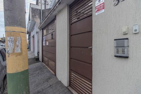 Fachada de casa à venda com 2 quartos, 95m² em Vila Gustavo, São Paulo