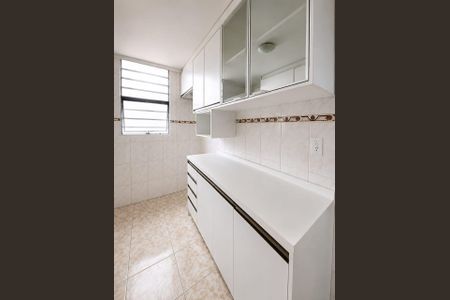 Apartamento à venda com 55m², 2 quartos e 1 vaga Apartamento à venda com 55m², 2 quartos e 1 vagaCozinha