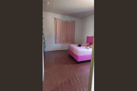 Quarto 2 de casa à venda com 2 quartos, 120m² em Guajuviras, Canoas