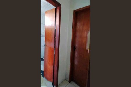 Sala de casa à venda com 2 quartos, 120m² em Guajuviras, Canoas