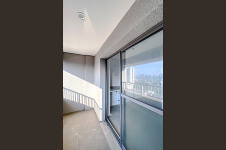 Studio à venda com 28m², 1 quarto e sem vaga Studio à venda com 28m², 1 quarto e sem vagaVaranda