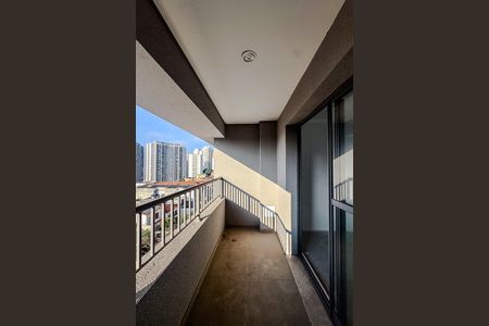 Studio à venda com 25m², 1 quarto e sem vaga Studio à venda com 25m², 1 quarto e sem vagaVaranda