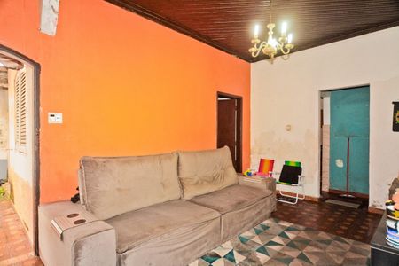 Casa à venda com 377m², 2 quartos e 4 vagasSala