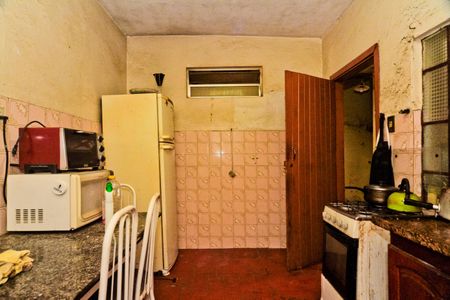 Casa à venda com 377m², 2 quartos e 4 vagasCozinha