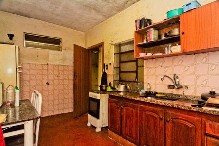 Casa à venda com 377m², 2 quartos e 4 vagasCozinha