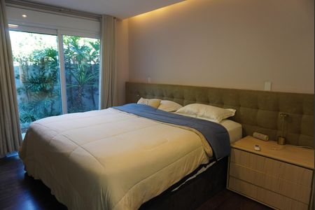 Casa de condomínio à venda com 390m², 4 quartos e 4 vagasSuite 1- Principal
