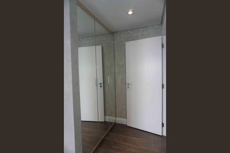 Casa de condomínio à venda com 390m², 4 quartos e 4 vagasSuite 3