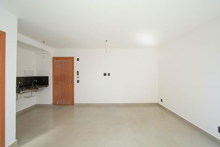SALA/QUARTO de kitnet/studio à venda com 1 quarto, 27m² em Serra, Belo Horizonte