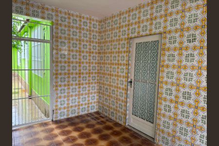 Casa à venda com 200m², 2 quartos e 1 vaga