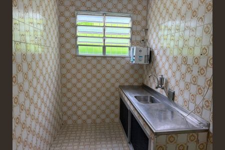 Casa à venda com 200m², 2 quartos e 1 vaga