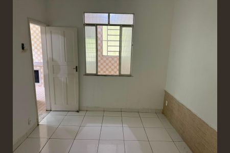 Casa para alugar com 2 quartos, 200m² em Realengo, Rio de Janeiro