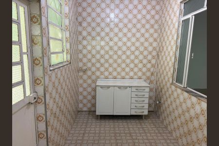 Casa para alugar com 2 quartos, 200m² em Realengo, Rio de Janeiro