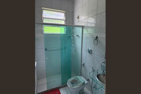 Casa à venda com 200m², 2 quartos e 1 vaga