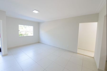 Sala de apartamento para alugar com 3 quartos, 110m² em Parque Senhor do Bonfim, Taubaté
