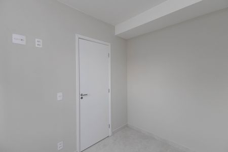Quarto 1 de apartamento para alugar com 2 quartos, 38m² em Vila Gustavo, São Paulo