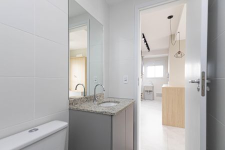 Apartamento para alugar com 38m², 2 quartos e sem vagaBanheiro 