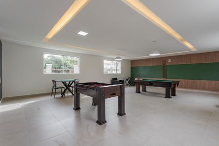 Apartamento para alugar com 45m², 2 quartos e 1 vaga Apartamento para alugar com 45m², 2 quartos e 1 vagaÁrea comum - Sala de Jogos