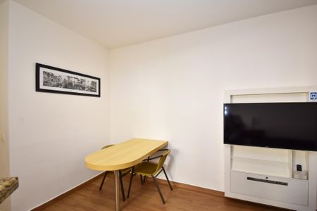 Sala de kitnet/studio para alugar com 1 quarto, 33m² em Pinheiros, São Paulo