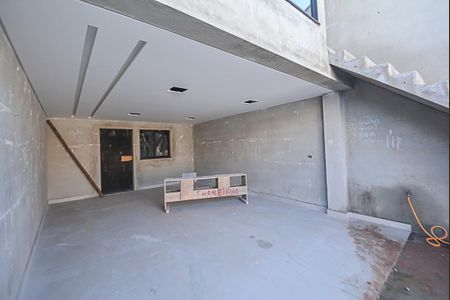 Garagem de casa à venda com 3 quartos, 241m² em Jardim Colonial, São Bernardo do Campo