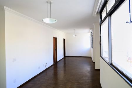 Sala de apartamento para alugar com 3 quartos, 96m² em Cidade Nova, Belo Horizonte