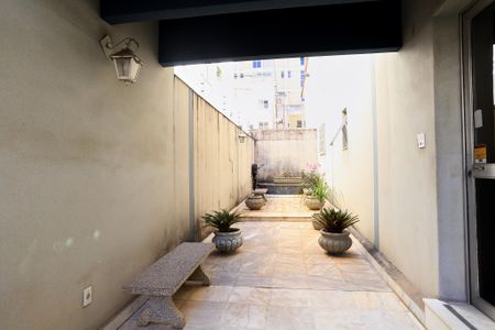 Apartamento para alugar com 96m², 3 quartos e 1 vaga Apartamento para alugar com 96m², 3 quartos e 1 vagaEntrada