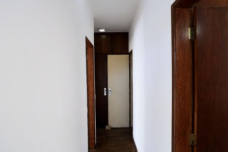 Apartamento para alugar com 96m², 3 quartos e 1 vaga Apartamento para alugar com 96m², 3 quartos e 1 vagaCorredor
