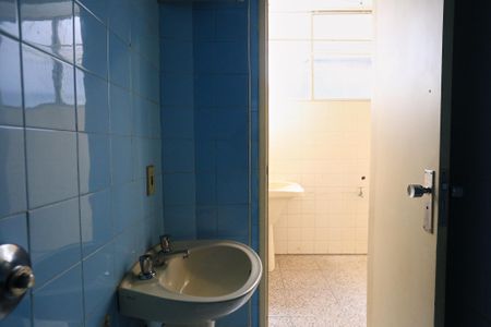 Apartamento para alugar com 96m², 3 quartos e 1 vaga Apartamento para alugar com 96m², 3 quartos e 1 vagaBanheiro de serviço