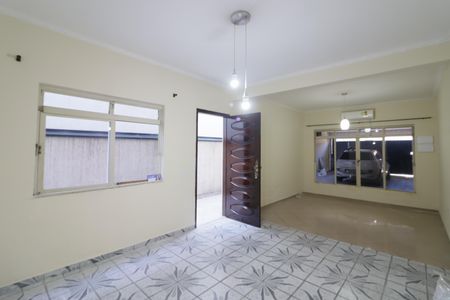 Sala de casa para alugar com 3 quartos, 340m² em Ayrosa, Osasco