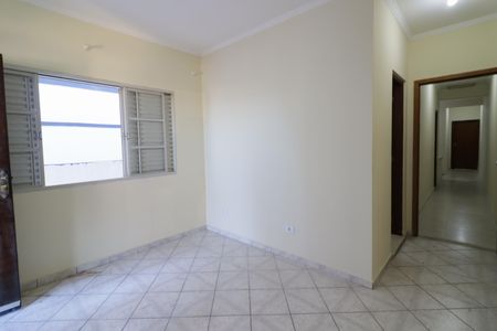 Casa para alugar com 340m², 3 quartos e 4 vagasSuíte 2