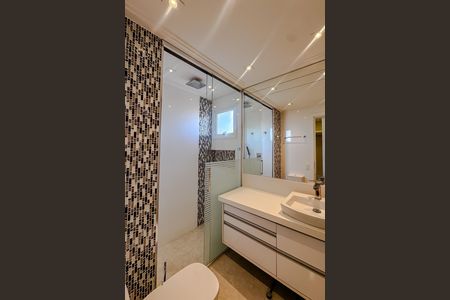 Banheiro da Suíte de apartamento para alugar com 4 quartos, 126m² em Alto da Mooca, São Paulo