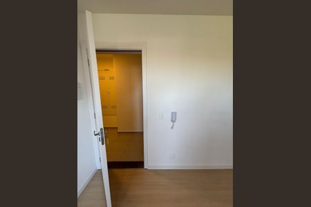 Sala de apartamento para alugar com 1 quarto, 41m² em Parque Santa Rosa, Suzano