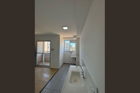 Cozinha de apartamento para alugar com 1 quarto, 41m² em Parque Santa Rosa, Suzano