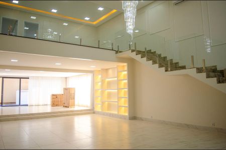Sala de casa de condomínio para alugar com 4 quartos, 402m² em Residencial Goiânia Golfe Clube, Goiânia
