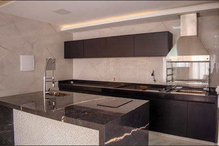 Cozinha de casa de condomínio para alugar com 4 quartos, 402m² em Residencial Goiânia Golfe Clube, Goiânia