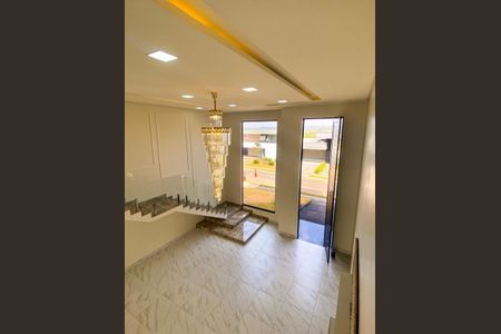 Sala de casa de condomínio para alugar com 4 quartos, 402m² em Residencial Goiânia Golfe Clube, Goiânia