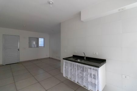 Studio de kitnet/studio para alugar com 0 quarto, 31m² em Jardim Santa Maria, Guarulhos
