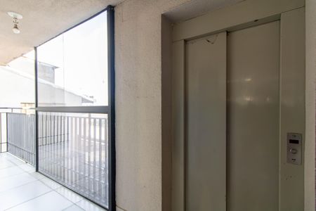 Studio para alugar com 31m², 0 quarto e sem vaga Studio para alugar com 31m², 0 quarto e sem vagaArea Comum - Elevador