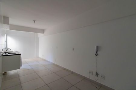 Studio de kitnet/studio para alugar com 0 quarto, 31m² em Jardim Santa Maria, Guarulhos