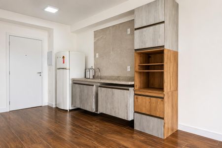 Cozinha de kitnet/studio para alugar com 1 quarto, 24m² em Vila Olímpia, São Paulo
