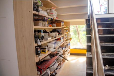 Casa de Condomínio para alugar com 8 quartos, 538m² em Residencial Aldeia do Vale, Goiânia