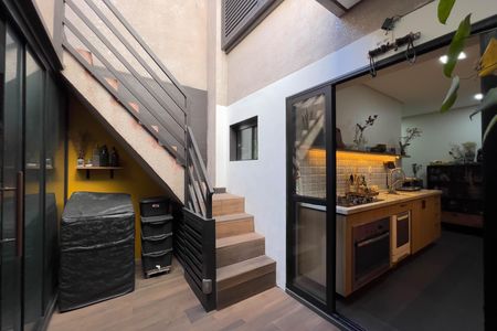 Casa à venda com 117m², 2 quartos e 2 vagas Casa à venda com 117m², 2 quartos e 2 vagasQuintal
