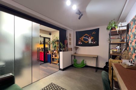 Casa à venda com 117m², 2 quartos e 2 vagas Casa à venda com 117m², 2 quartos e 2 vagasEscritório
