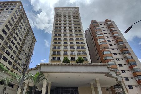 Apartamento à venda com 37m², 1 quarto e 1 vagaFachada